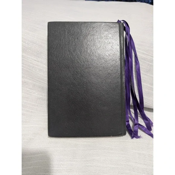 Singing the Living Tradition Pew Edition by Unitarian Universalist 1st Ed 1993 - Picture 3 of 12